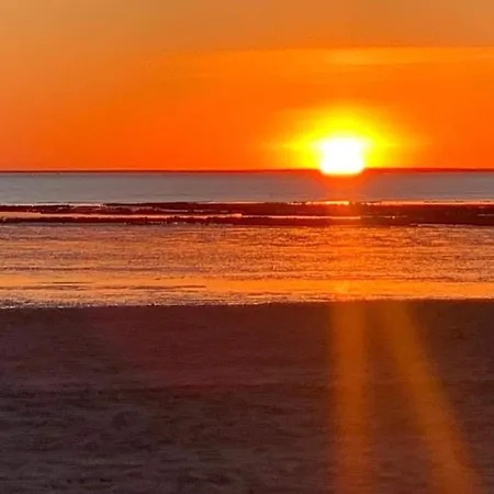 T2bis 3 Pers Avec Piscine - Fr-1-706-40 Apartamento *